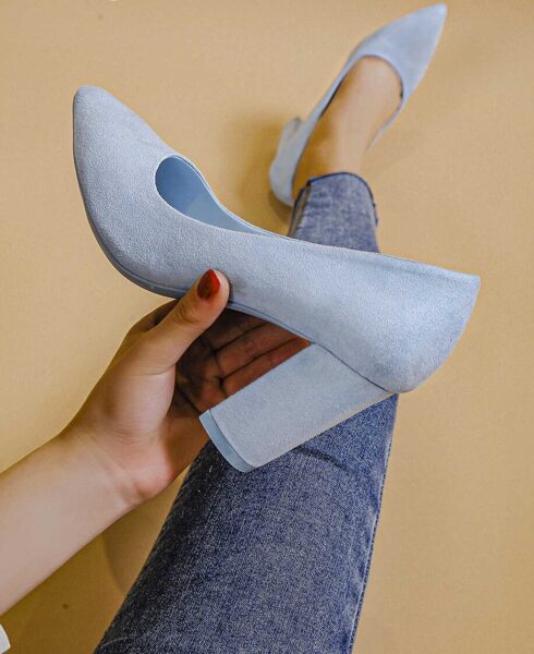 High-heeled shoes - light blue