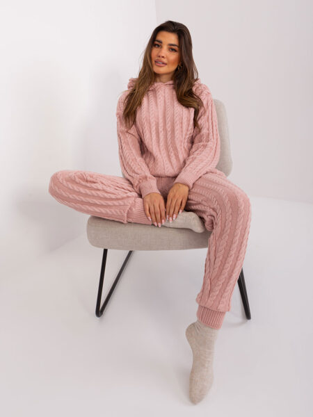 Light pink knitted SWEATER WITH PANTS SET