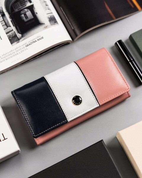 PETERSON leather wallet